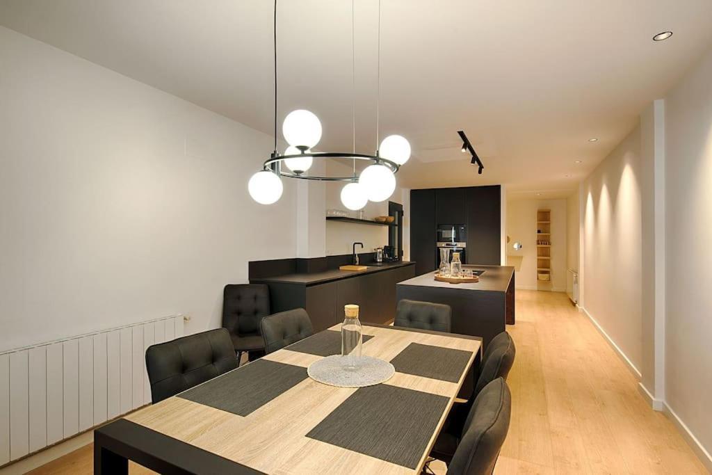 Center * Gerona